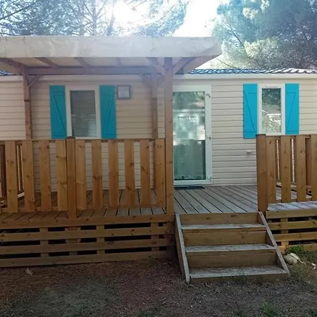 Camping 4 Etoiles - Piscine - Ccbfhha 4*