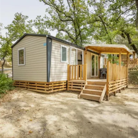Camping 4 Etoiles - Piscine - Ccbfhha مكان تخييم 4*
