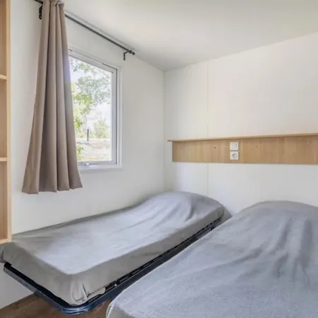 مكان تخييم Camping 4 Etoiles - Piscine - Ccbfhha Boisset-et-Gaujac