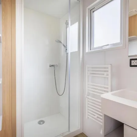 مكان تخييم Camping 4 Etoiles - Piscine - Ccbfhha Boisset-et-Gaujac